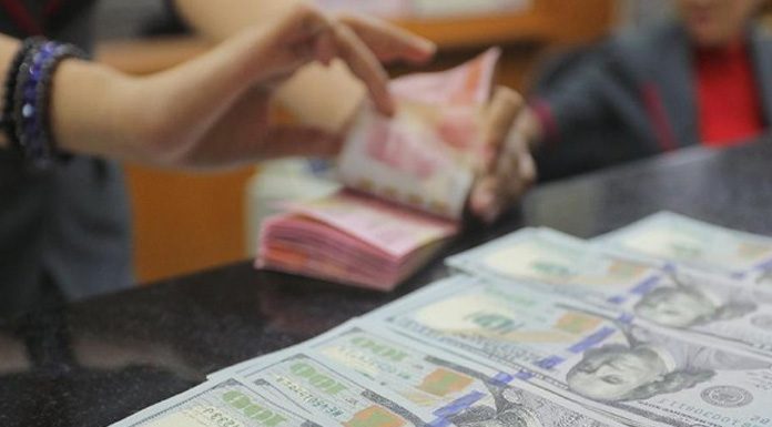 Rupiah Kembali Tertekan Dolar AS