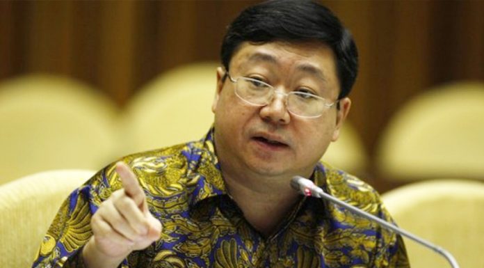 KPK Cegah Robert Tantular Keluar Negeri
