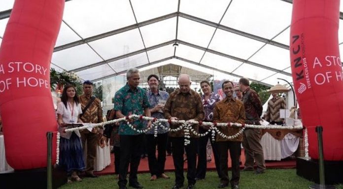 Nila Moeloek: Presiden Memiliki Komitmen Eliminasi TBC pada 2030