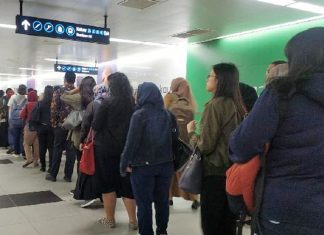 Hari Pertama MRT Berbayar, Masih Terjadi Error