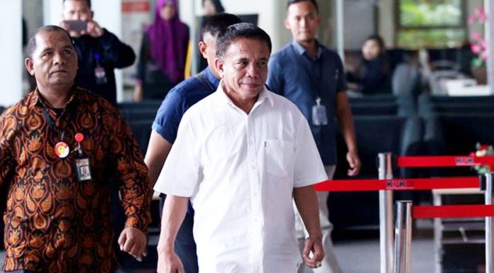 Gubernur Aceh Nonaktif Irwandi Yusuf Divonis 7 Tahun Penjara