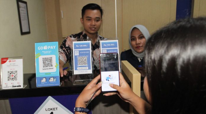 Berada dalam Pengawasan BI, Transaksi dengan Ovo dan GoPay Aman