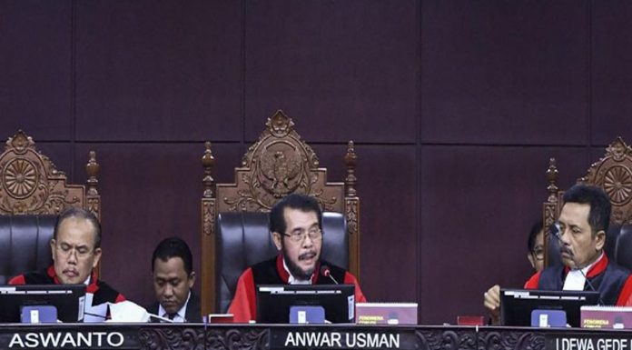 MK Tolak Seluruh Permohonan Prabowo-Sandi