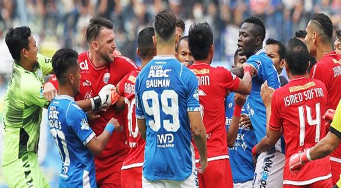 Big Macth Persija vs Persib, Panas Luar Dalam
