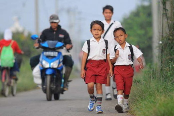Ilustrasi anak sekolah