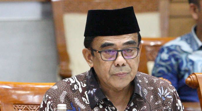 Menteri Agama Fachrul Razi Positif Covid-19