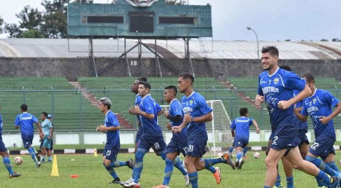 Lolos 8 Besar Piala Menpora, Persib Tak Patok Target