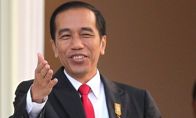 Dukung – Tolak; Jokowi Tiga Periode