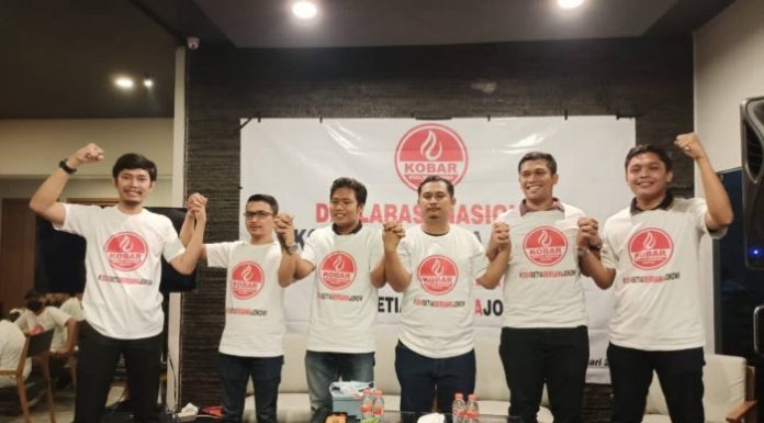 KOBAR Dukung Presiden Joko Widodo 3 Periode Melalui Konstitusi