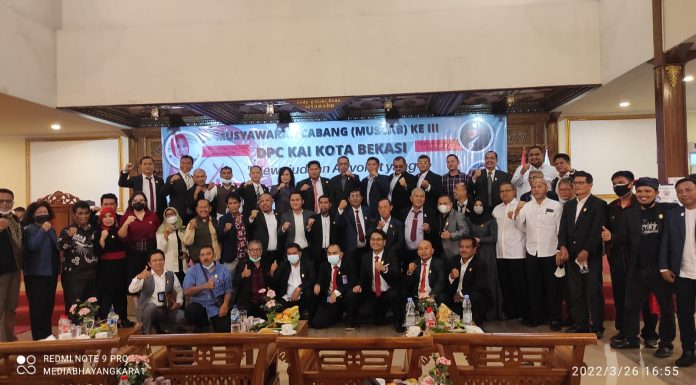 Agustian Effendi SH dan Anton R Widodo SH Pimpin DPC KAI Kota Bekasi 2022-2027