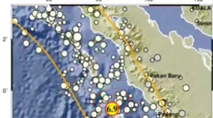 Gempa Skala M 6,9 Guncang Nias