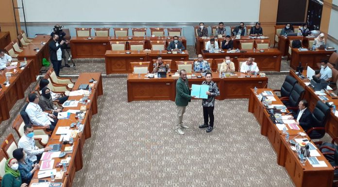 Pemerintah Serahkan Draf RKHUP Ke DPR, Banyak Pasal Kontroversi
