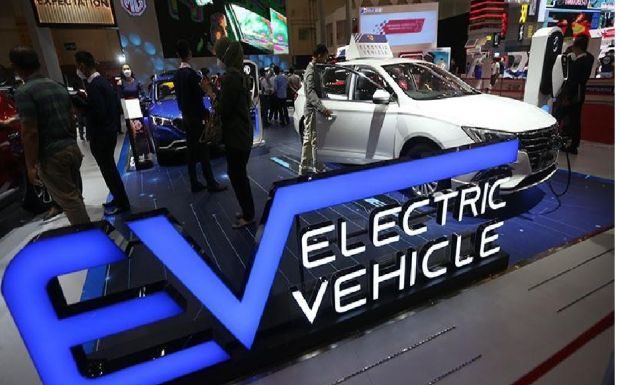 OJK Beri Insentif untuk Mendukung Program Percepatan Kenderaan Bermotor Listrik