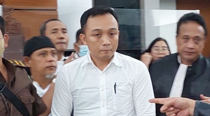 Transfer Uang 200 Juta dari Rekening Yosua atas Perintah Putri Candrawati