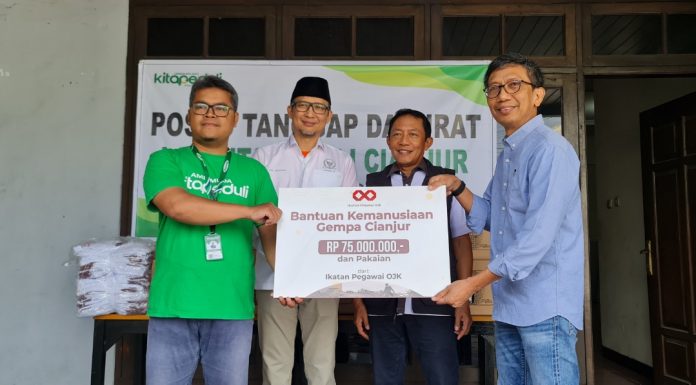 OJK dan Industri Jasa Keuangan Kembali Salurkan Bantuan untuk Korban Gempa Bumi di Cianjur