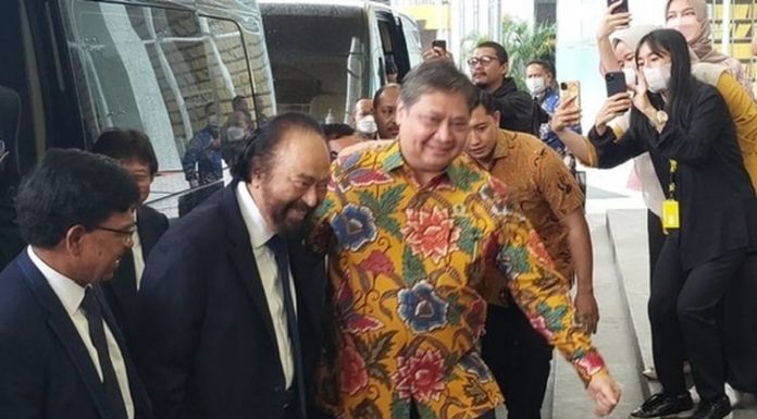 Surya Paloh Bertemu Airlangga Hartarto di DPP Partai Golkar