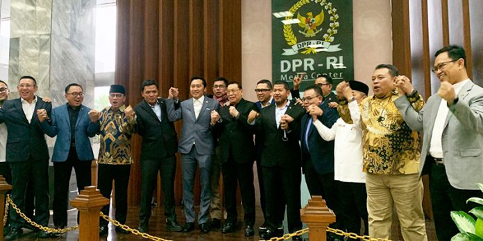tolak proporsional tertutup