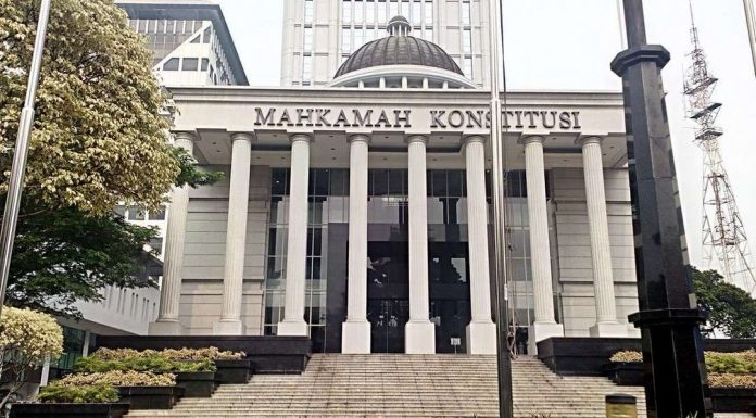 MK Kritisi DPR dan Pemerintah yang Setuju Perubahan Usia Cawapres