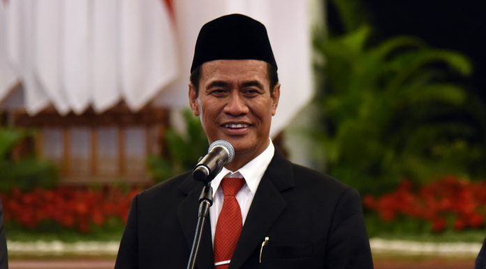 Andi Amran Sulaiman Dilantik Sebagai Menteri Pertanian