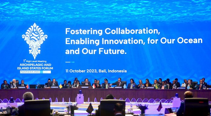 Presiden Jokowi Sambut Para Pemimpin KTT AIS Forum