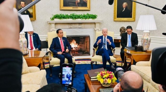 Presiden Jokowi Disambut Akrab Presiden Biden