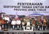 Presiden Jokowi Serahkan 2000 Sertifikat Tanah