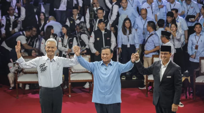 Anies dan Ganjar Ucapkan Selamat Bekerja Pada Prabowo