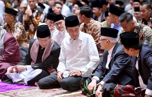 Presiden Jokowi dan Ibu Iriana Tunaikan Salat Idulfitri 1445 Hijriah di Masjid Istiqlal