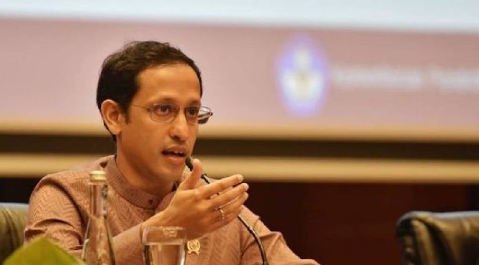 Mendikbudristek Membatalkan Kenaikan Uang Kuliah Tunggal (UKT) 2024