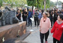 Dolorasa Sinaga Sang Pematung Yang Fenomenal