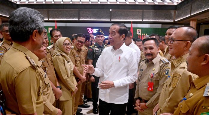 Presiden Jokowi ke Kepala Daerah: Jaga Daya Beli Rakyat dan Pastikan Keamanan Pilkada Serentak