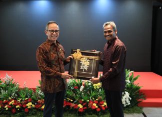 OJK PERKUAT KERJA SAMA PERBANKAN SYARIAH DAN KEUANGAN BERKELANJUTAN DENGAN BANK NEGARA MALAYSIA