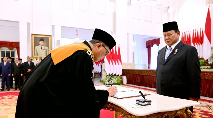 Presiden Prabowo Subianto Saksikan Pengucapan Sumpah Sunarto sebagai Ketua MA