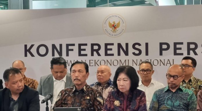 Ketua DEN : Penunggak Pajak Tak Bisa Urus Paspor hingga SIM