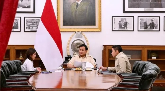 Presiden Prabowo Bahas Transformasi Digital dan E-Government bersama Menkomdigi Meutya Hafid