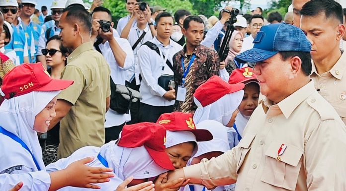 Presiden Prabowo Targetkan Seluruh Anak Dapat Akses Makan Bergizi Gratis pada Akhir 2025