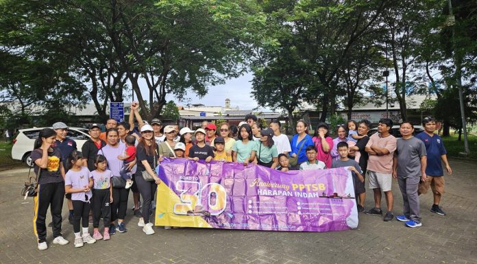 Keluarga Besar Sinaga Harapan Indah, Gelar Jalan Sehat Ceria