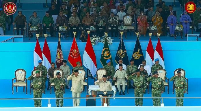 Presiden Prabowo Pimpin Upacara Peringatan HUT ke-80 TNI di Monas