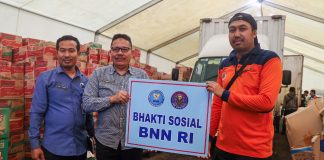 Peduli Aceh Sumut, BNN Salurkan 2000 Paket Sembako untuk Korban Banjir Bandang