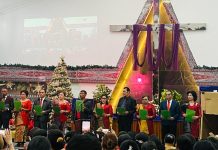 Malam Natal HKBP Resort Pejuang Bekasi: Natal Membawa Sukacita dan Damai