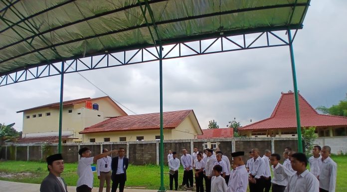 Melalui BRI Peduli, BRI KC Cibubur Serahkan pembangunan GOR di Jonggol