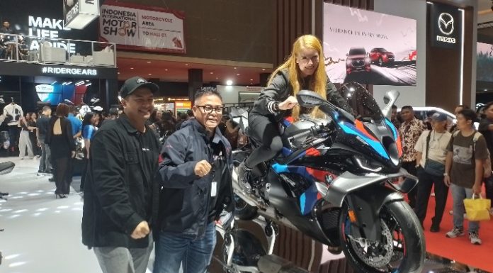BMW Motorrad Indonesia Luncurkan Empat Model Terbaru dan Majalah Resmi di IIMS 2026