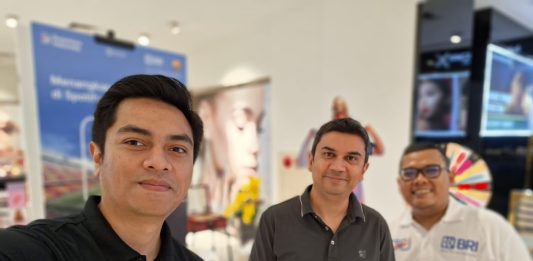 BRImo Co-Branding Barcelona Hadir di Pondok Indah Mall, Perkuat Penetrasi Layanan Digital