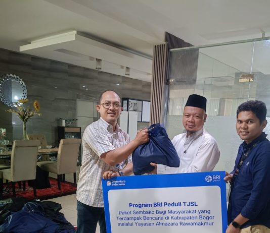BRI KC Cibubur Hadir untuk Korban Bencana, 1000 Paket Sembako Disalurkan di Bogor