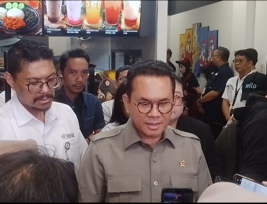 Mendag Kunjungi Pak Gembus, Komitmen Pemerintah Perkuat Daya Saing Waralaba Indonesia