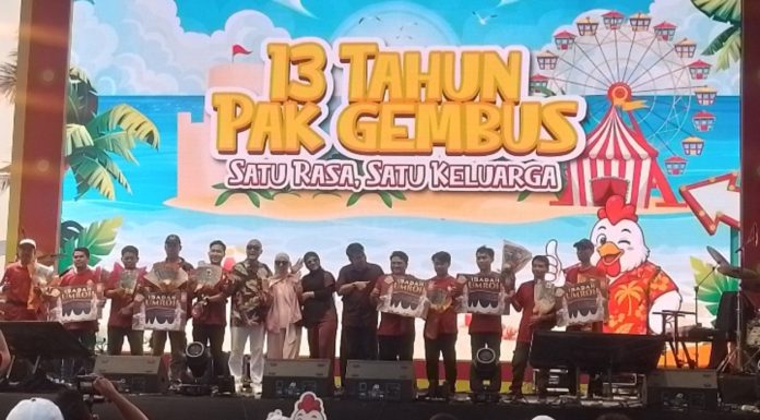 Ayam Gepuk Pak Gembus Rayakan 13 Tahun Perjalanan, Apresiasi Karyawan Jadi Prioritas